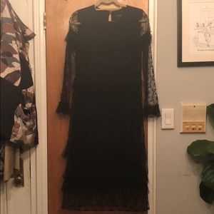 BURBERRY xo Barney’s runway dress!! 🖤